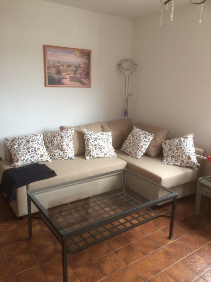 Dg Rechts 108A 2 Zimmer Apartment Dachgeschoss Holzminden Buitenkant foto