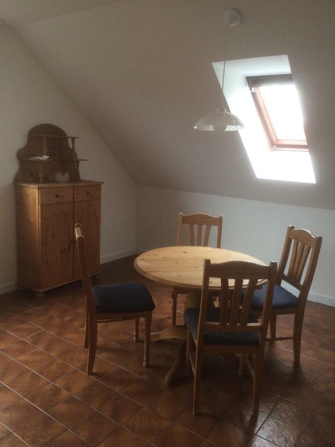 Dg Rechts 108A 2 Zimmer Apartment Dachgeschoss Holzminden Buitenkant foto